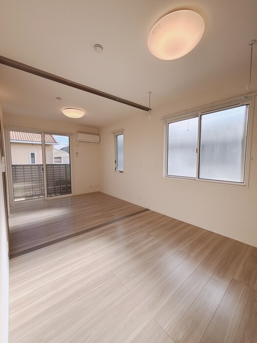 クレールコートの物件内観写真