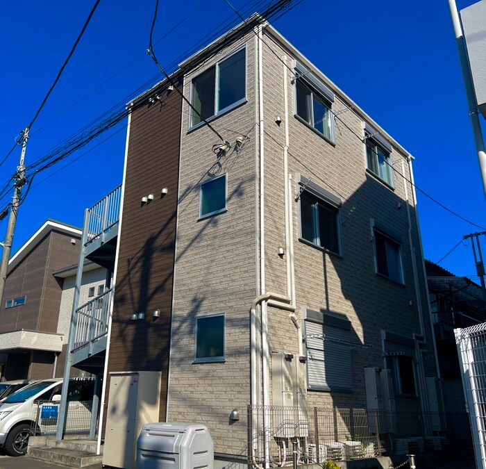 大倉山ＡＰの物件外観写真