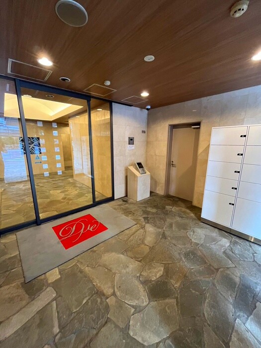 ドゥーエ東池袋の物件外観写真