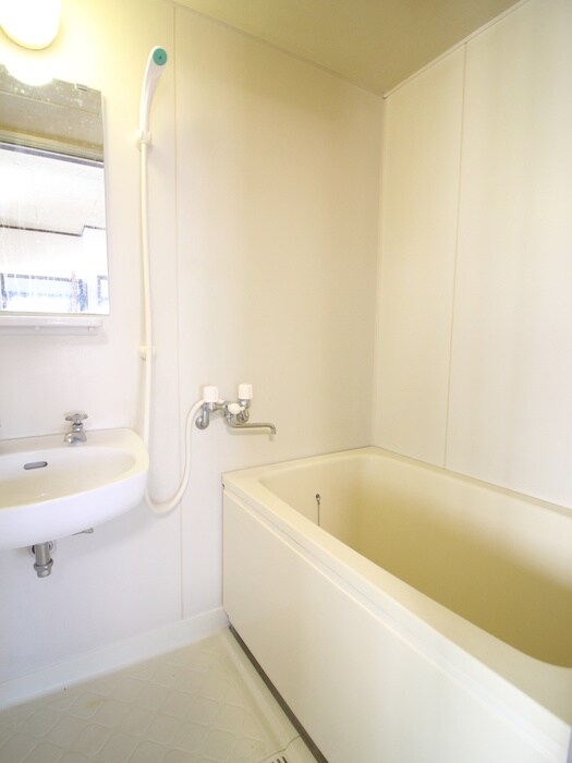 ハイライフ辻堂の物件内観写真