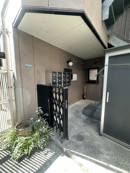 エステ－トＴＯＫＩの物件外観写真