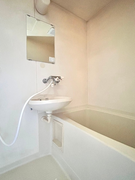 クレセントビルの物件内観写真