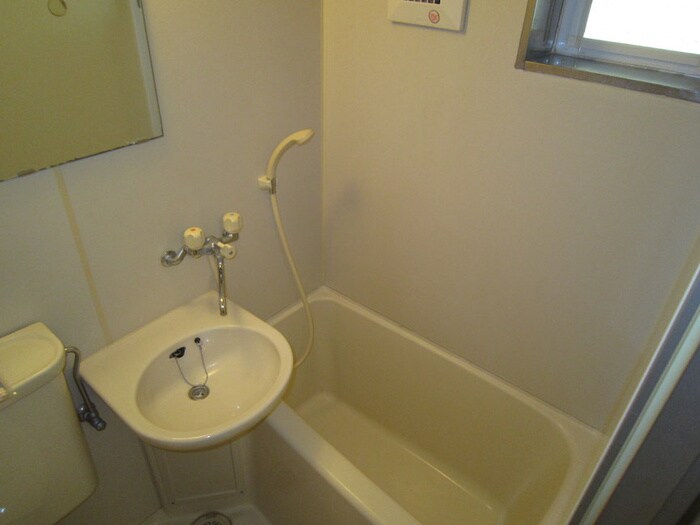 レストハイツの物件内観写真