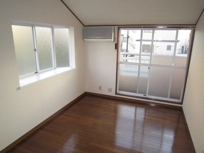 レストハイツの物件内観写真