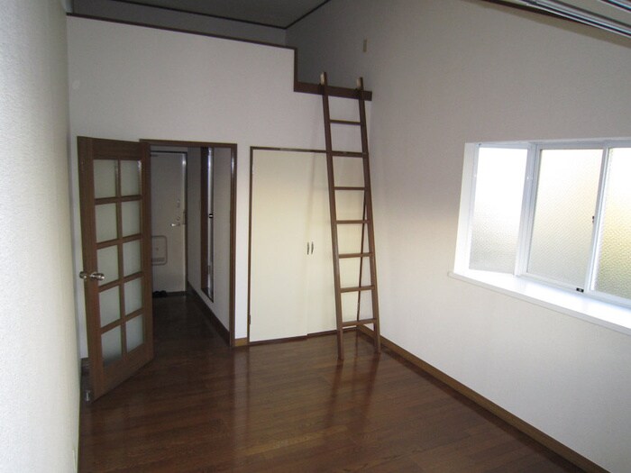 レストハイツの物件内観写真