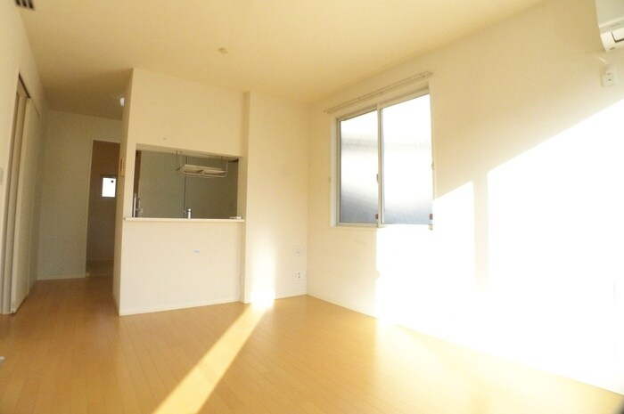 リトル マーべルＢの物件内観写真