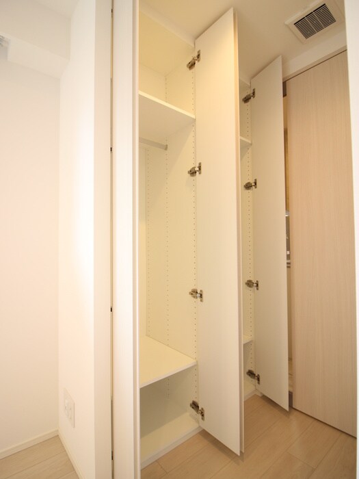 ザ・パークハビオＳＯＨＯ祐天寺の物件内観写真