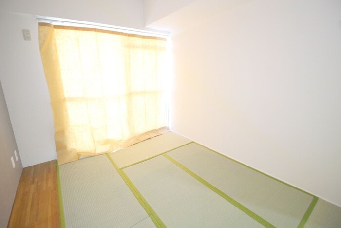 東川口宝レジデンスの物件内観写真