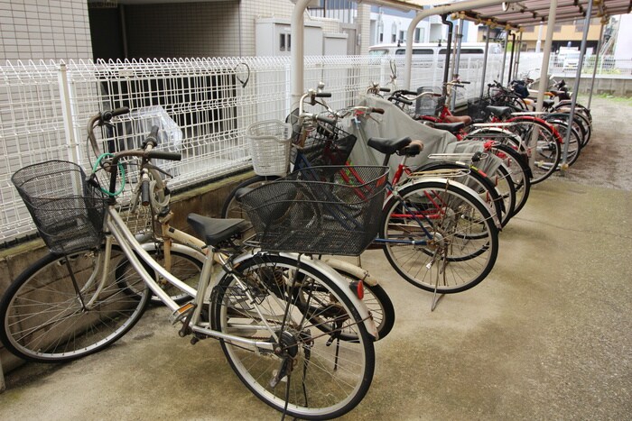 東川口宝レジデンスの物件外観写真