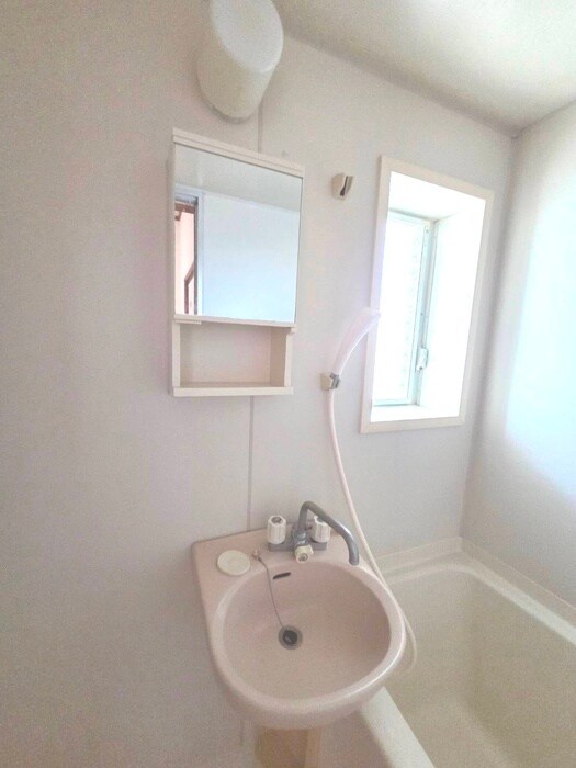 ドミール杉田の物件内観写真