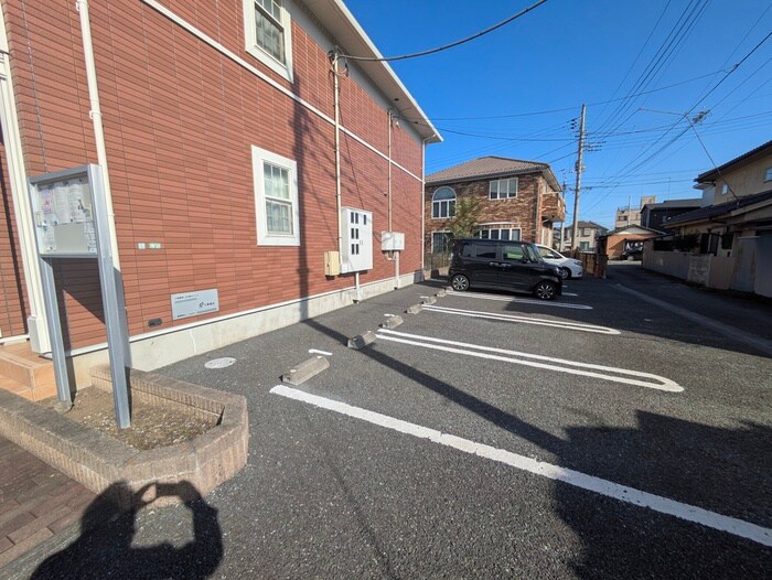 グリムロ－ズガ－デンの物件外観写真