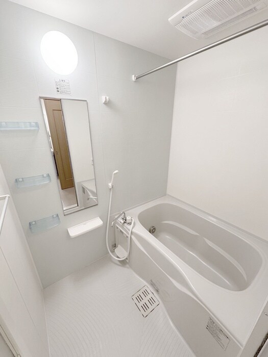 グリムロ－ズガ－デンの物件内観写真