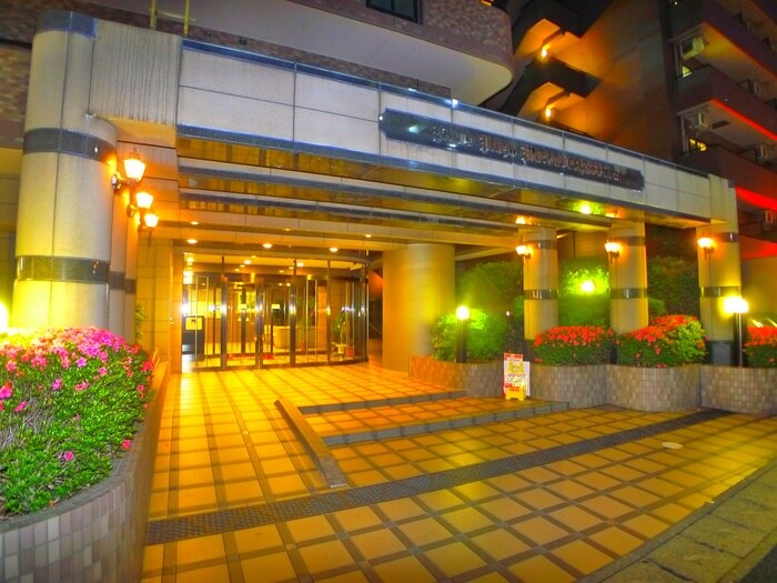 ﾗｵｲﾝｽﾞﾌﾟﾗｻﾞ松戸中央公園の物件外観写真