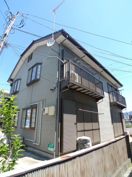 クレールユーの物件外観写真