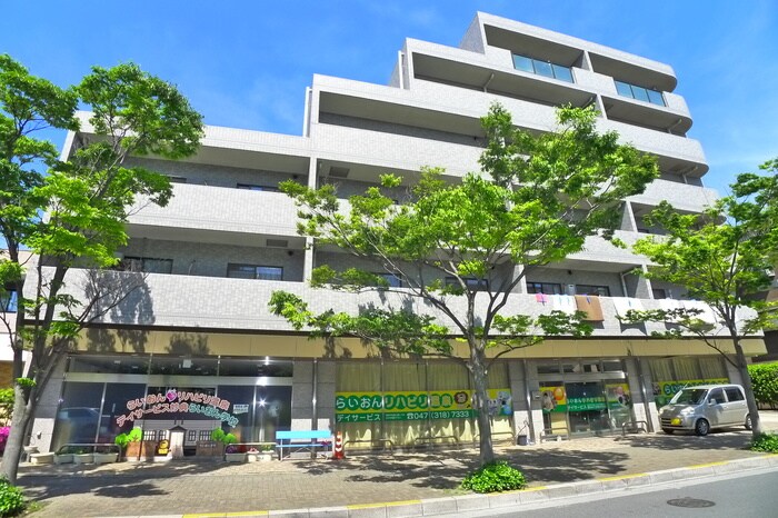 ライツ妙典の物件外観写真