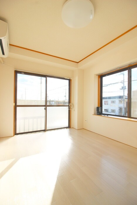 ケイエスハイム越谷の物件内観写真