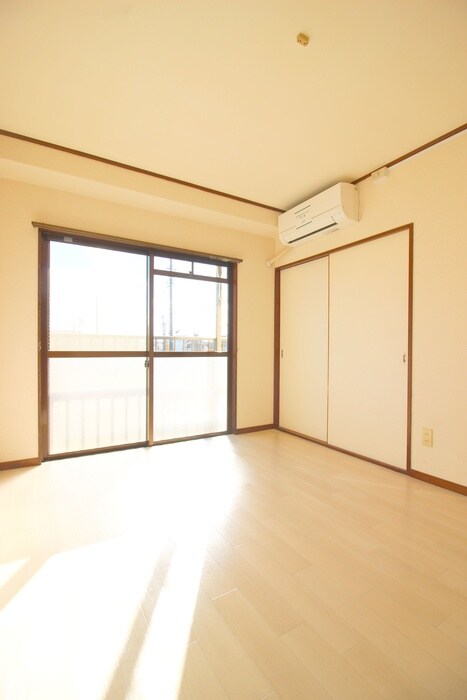 ケイエスハイム越谷の物件内観写真