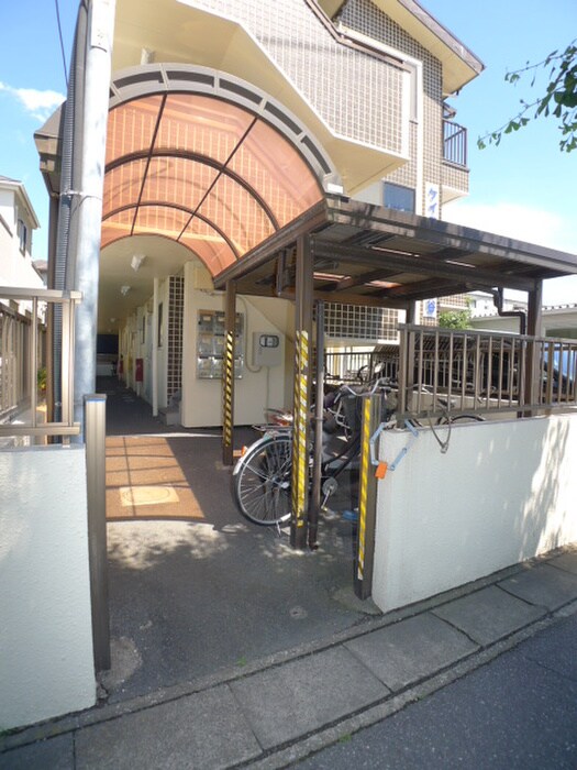 ケイエスハイム越谷の物件外観写真