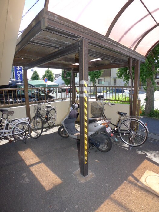 ケイエスハイム越谷の物件外観写真