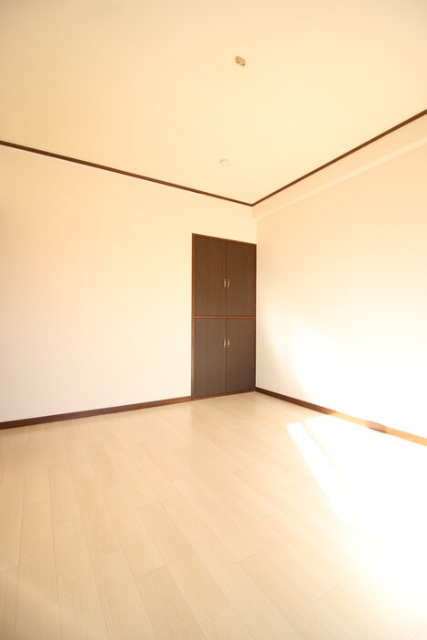 ケイエスハイム越谷の物件内観写真