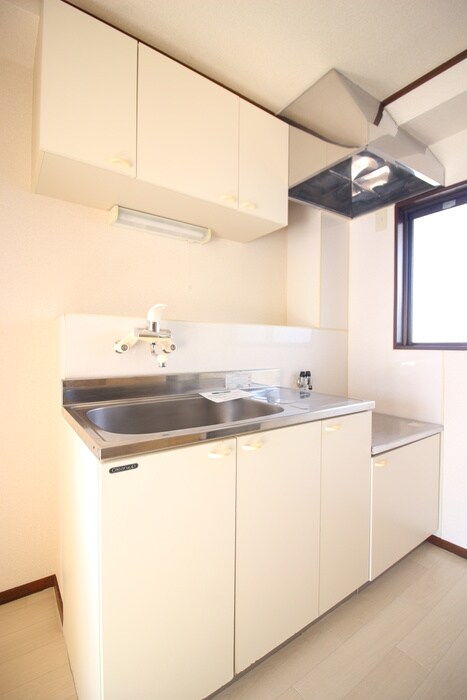 ケイエスハイム越谷の物件内観写真