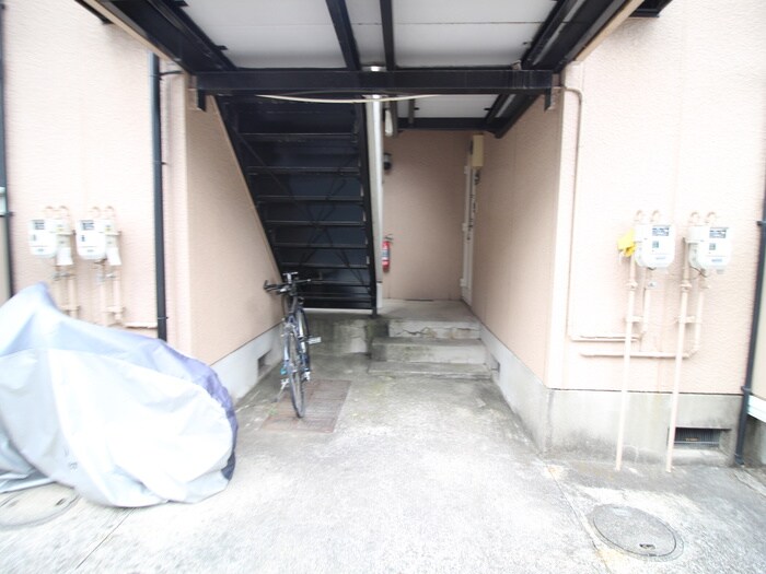 シャルム大倉山の物件外観写真