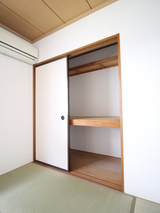 シャルム大倉山の物件内観写真