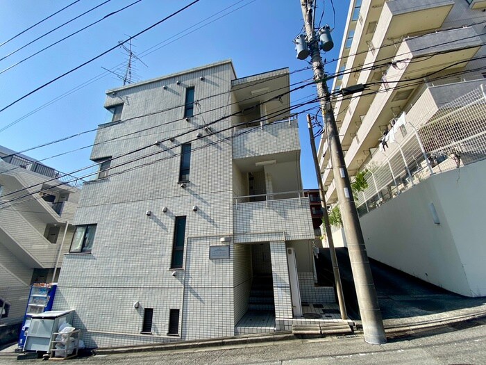 たまプラ－ザフラットの物件外観写真