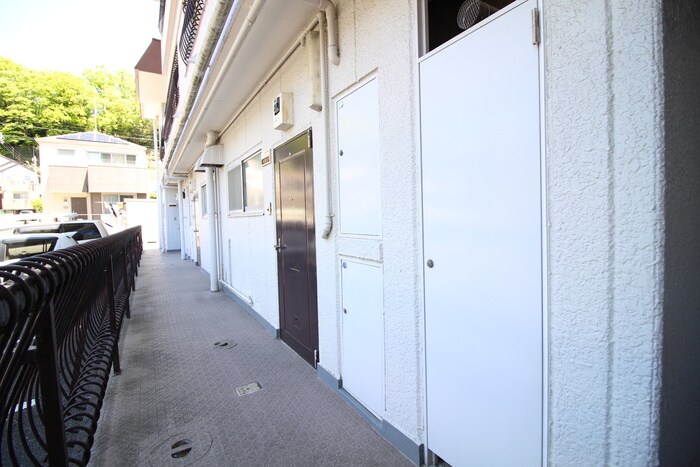 大倉山フラワ－ハイツの物件外観写真