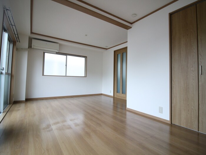 大倉山フラワ－ハイツの物件内観写真