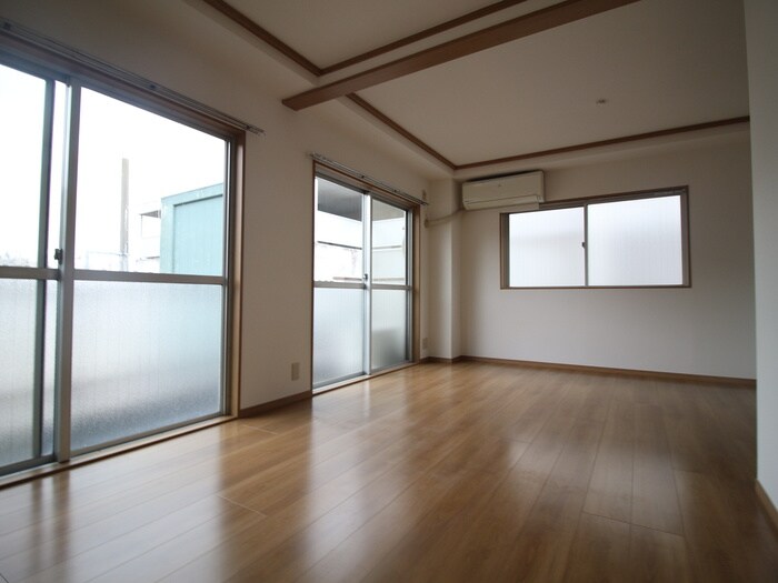 大倉山フラワ－ハイツの物件内観写真