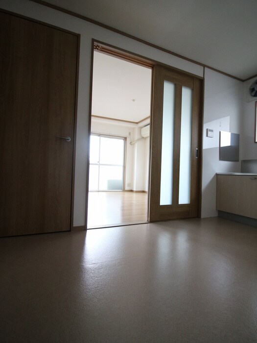 大倉山フラワ－ハイツの物件内観写真