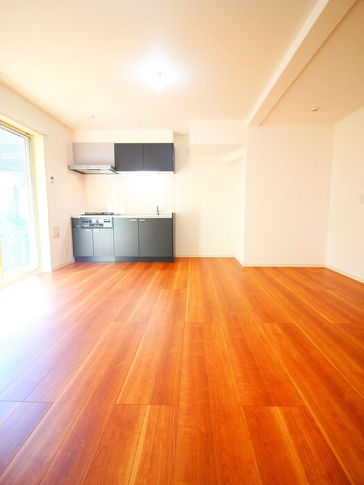 サニーサイドコートBの物件内観写真