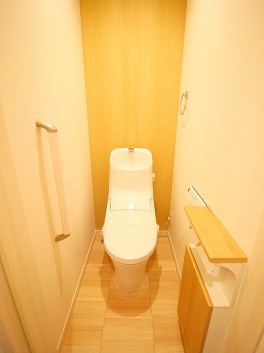 サニーサイドコートBの物件内観写真