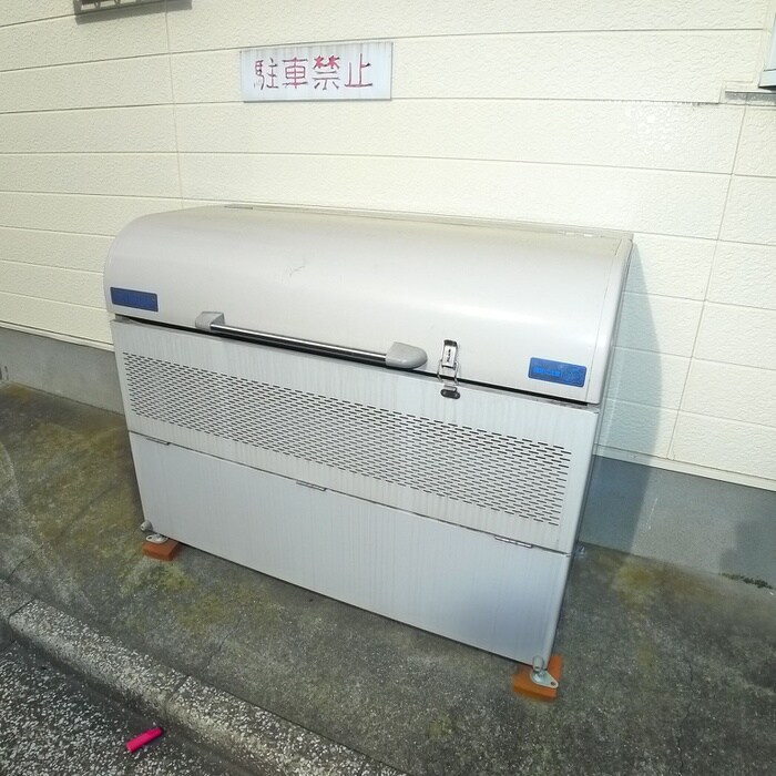 サマックスタカサゴの物件外観写真