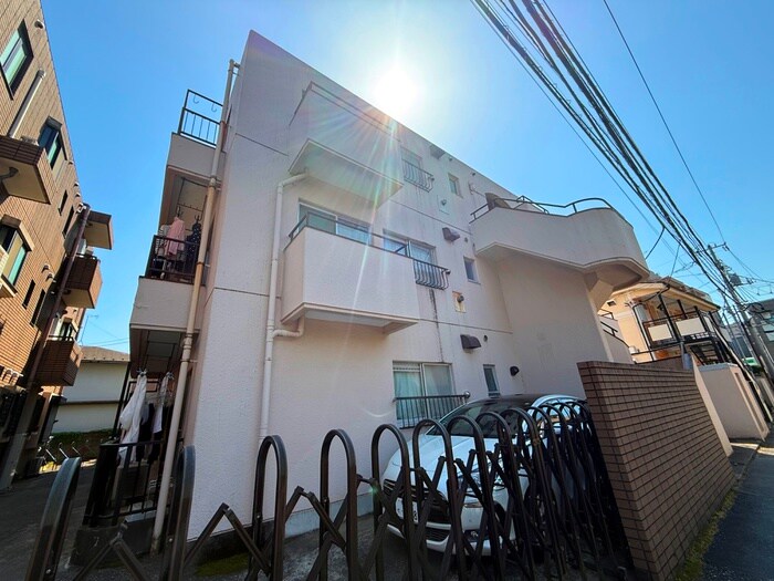 メゾンいずみの物件外観写真