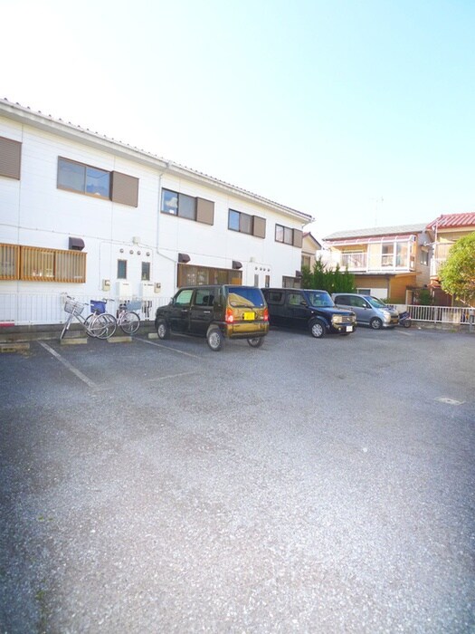 グランデールAの物件外観写真