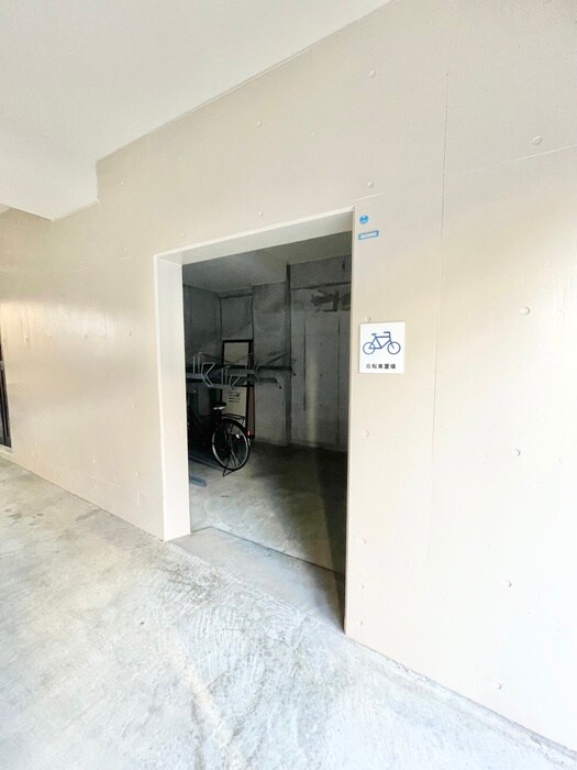 ジェイ・ジルＢの物件外観写真