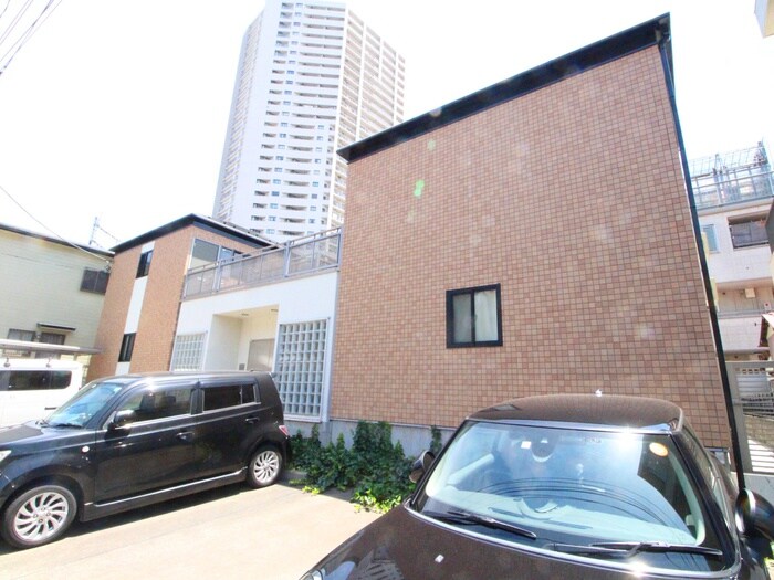 アーバンコート紗羅の物件外観写真