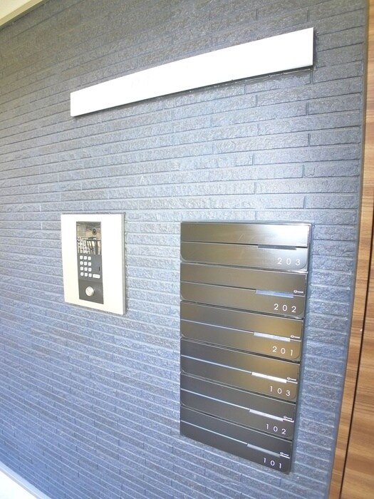 GRANDTIC PERLEの物件外観写真