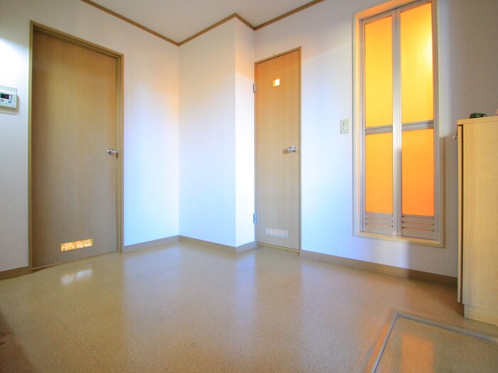 ハイツ・フローラの物件内観写真