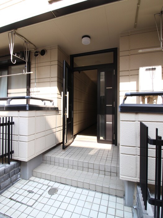 ハイツ・フローラの物件外観写真