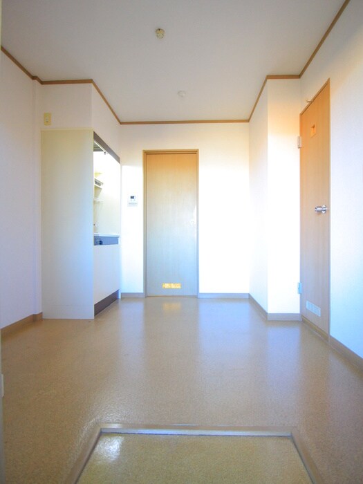 ハイツ・フローラの物件内観写真