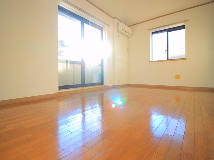 ハイツ・フローラの物件内観写真