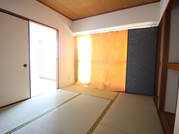 プラザイワモトの物件内観写真