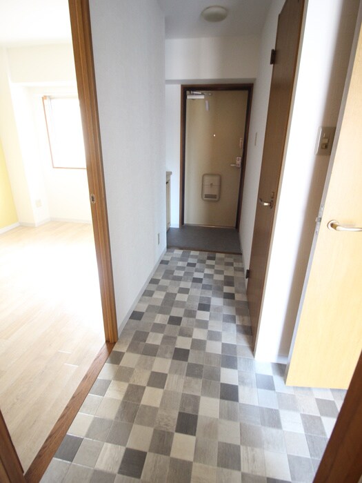 プラザイワモトの物件内観写真