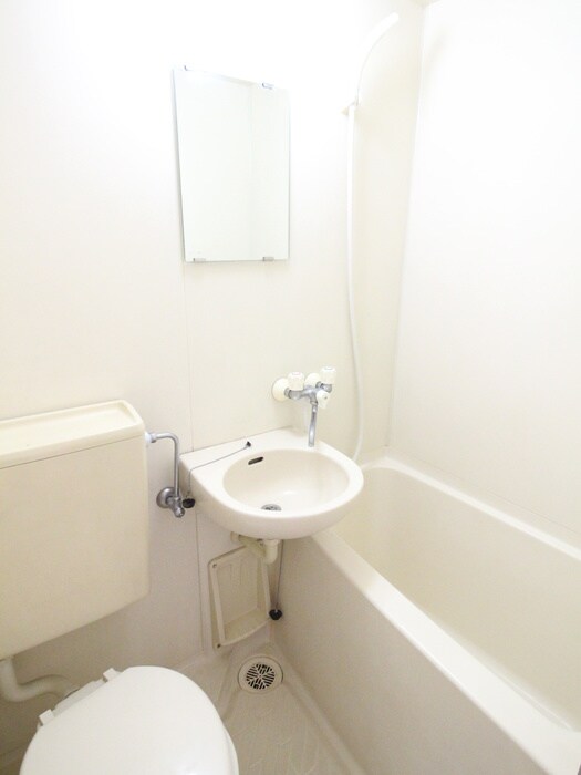 カ－サマデラ藤が丘の物件内観写真