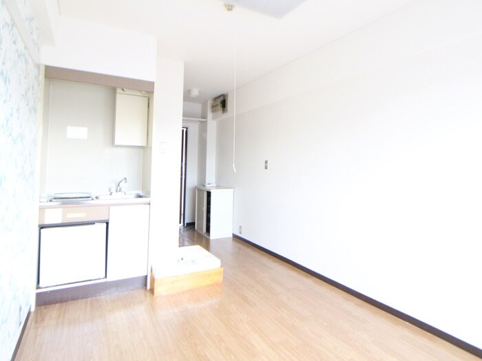 カ－サマデラ藤が丘の物件内観写真