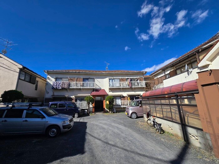 エトランゼの物件外観写真