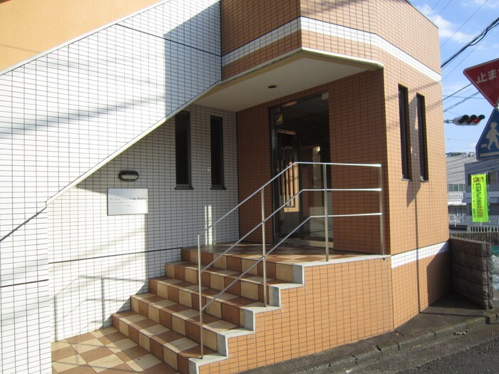 ティ－リ－フ横浜レジ－ナの物件外観写真